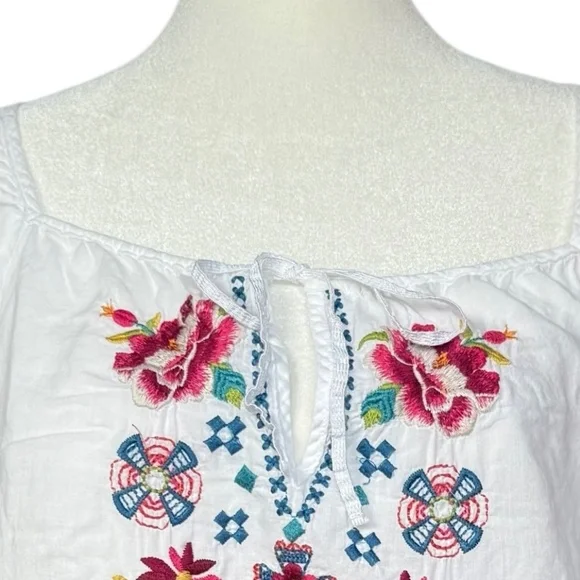 Johnny Was 3J Workshop White Embroidered  Blouse‎ Sz XS - Picture 3 of 11